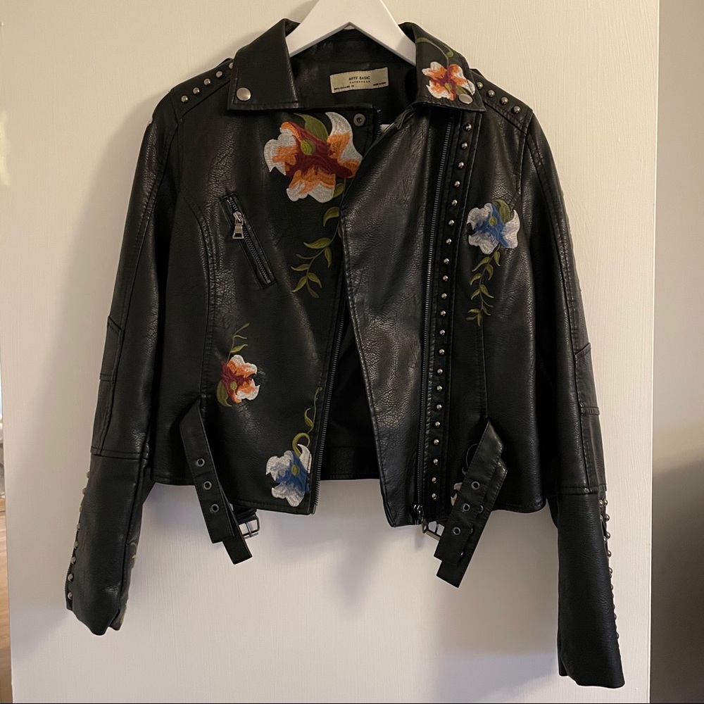 NWOT Floral Embroidery Leather Jacket